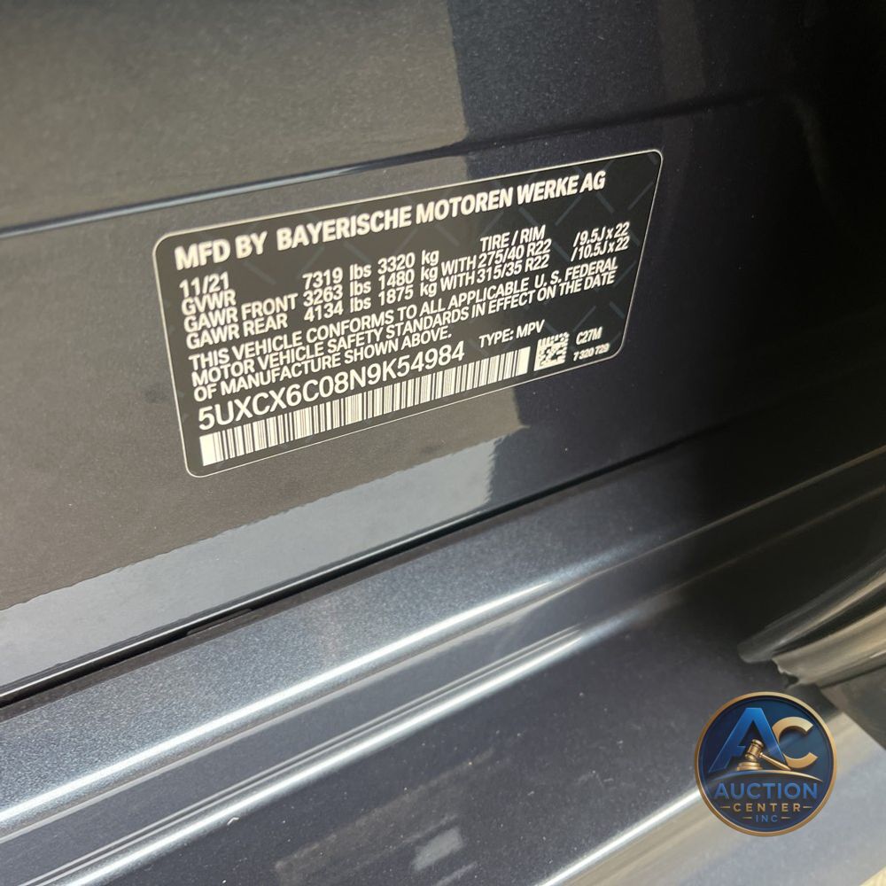 2022 BMW X7 M50i