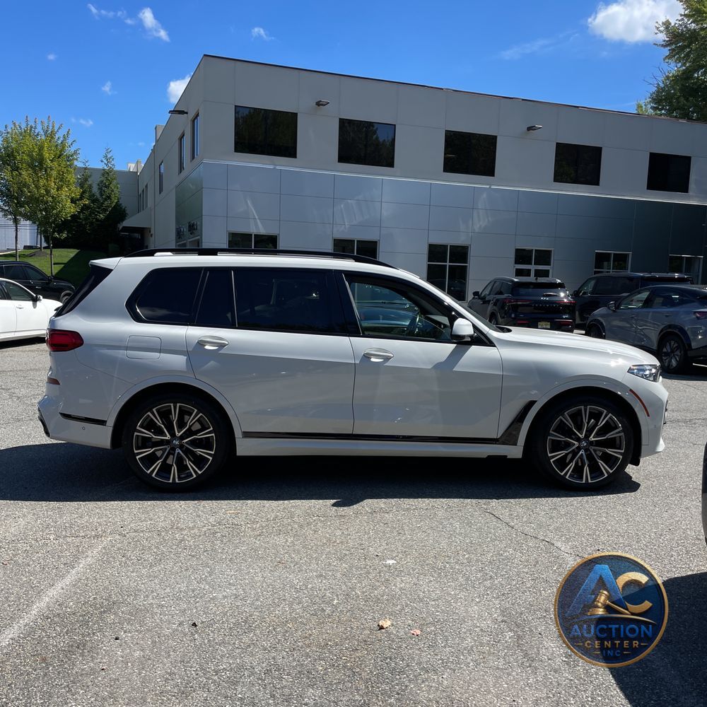 2021 BMW X7 M50i