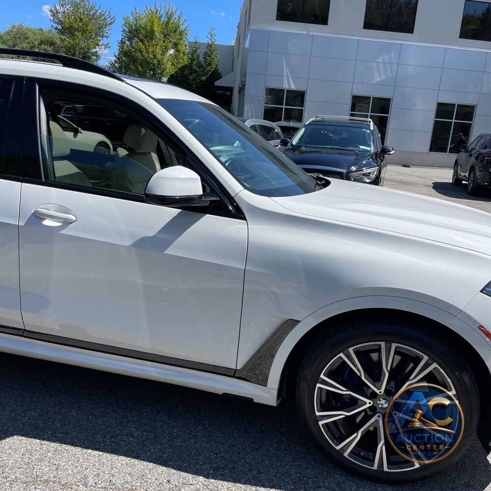 2021 BMW X7 M50i