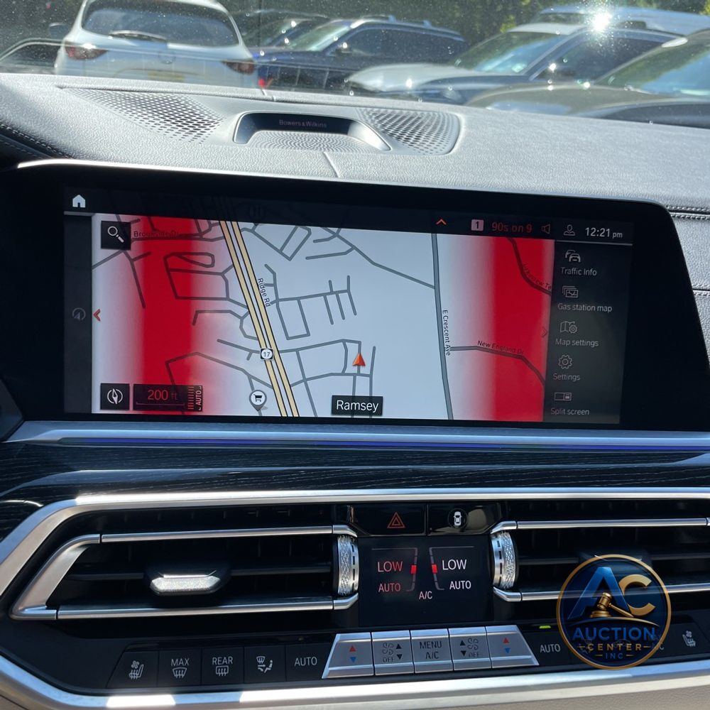 2021 BMW X7 M50i