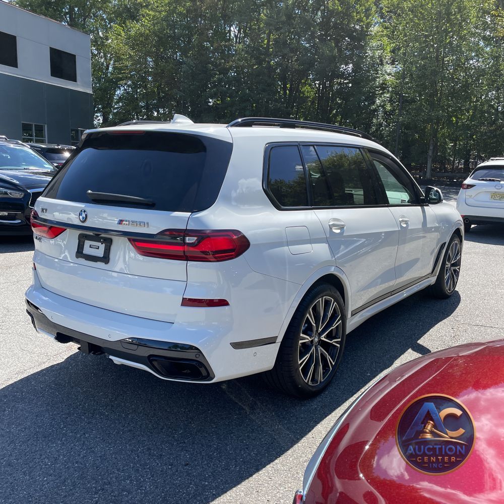 2021 BMW X7 M50i