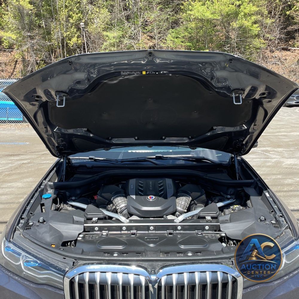 2021 BMW X7 ALPINA XB7