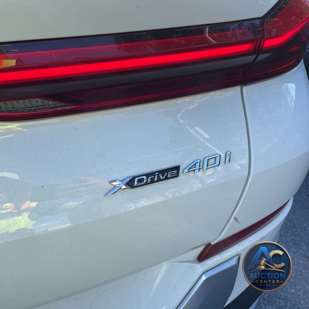 2023 BMW X6 XDrive40i