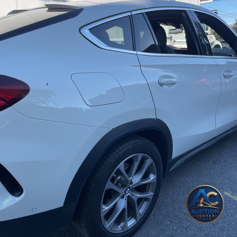 2023 BMW X6 XDrive40i