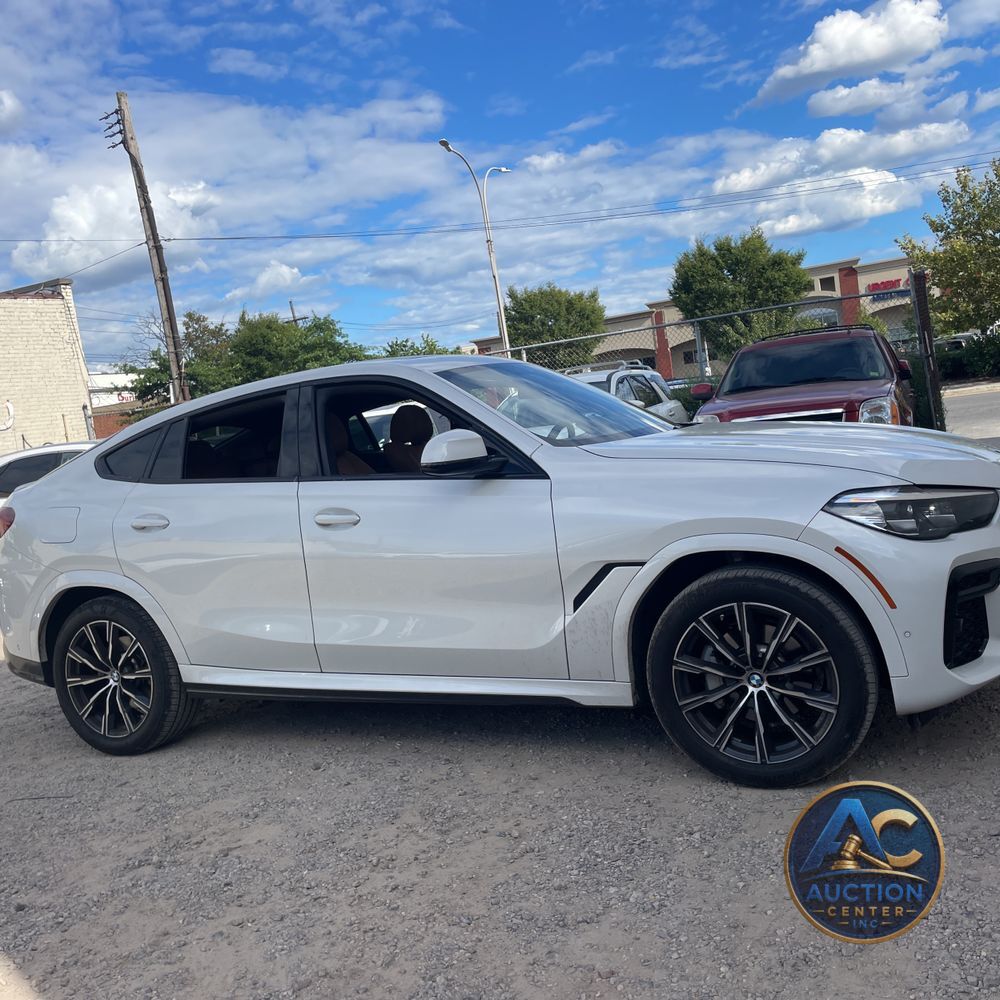2023 BMW X6 XDrive40i
