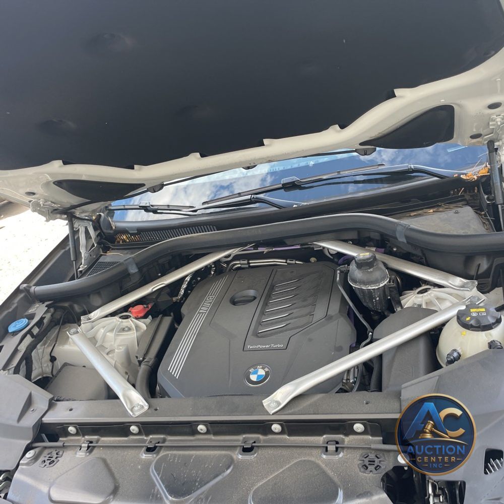 2023 BMW X6 XDrive40i