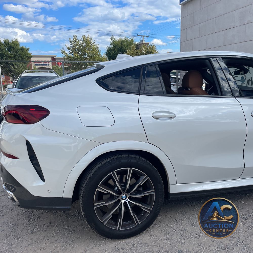 2023 BMW X6 XDrive40i