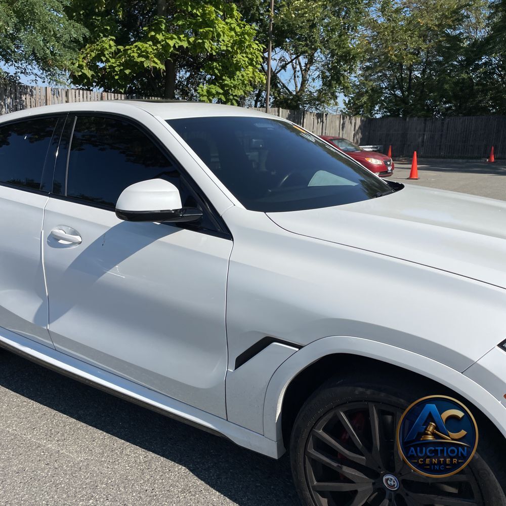 2023 BMW X6 M50i