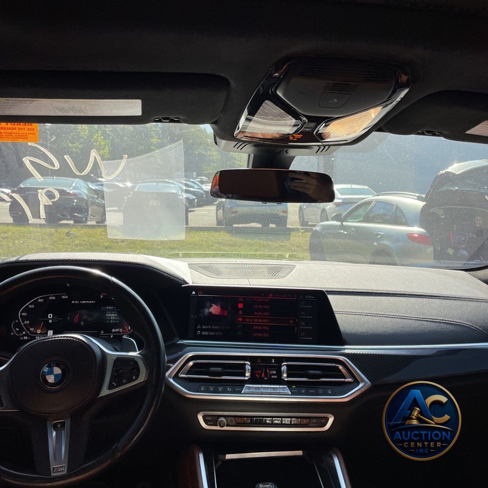 2023 BMW X6 M50i