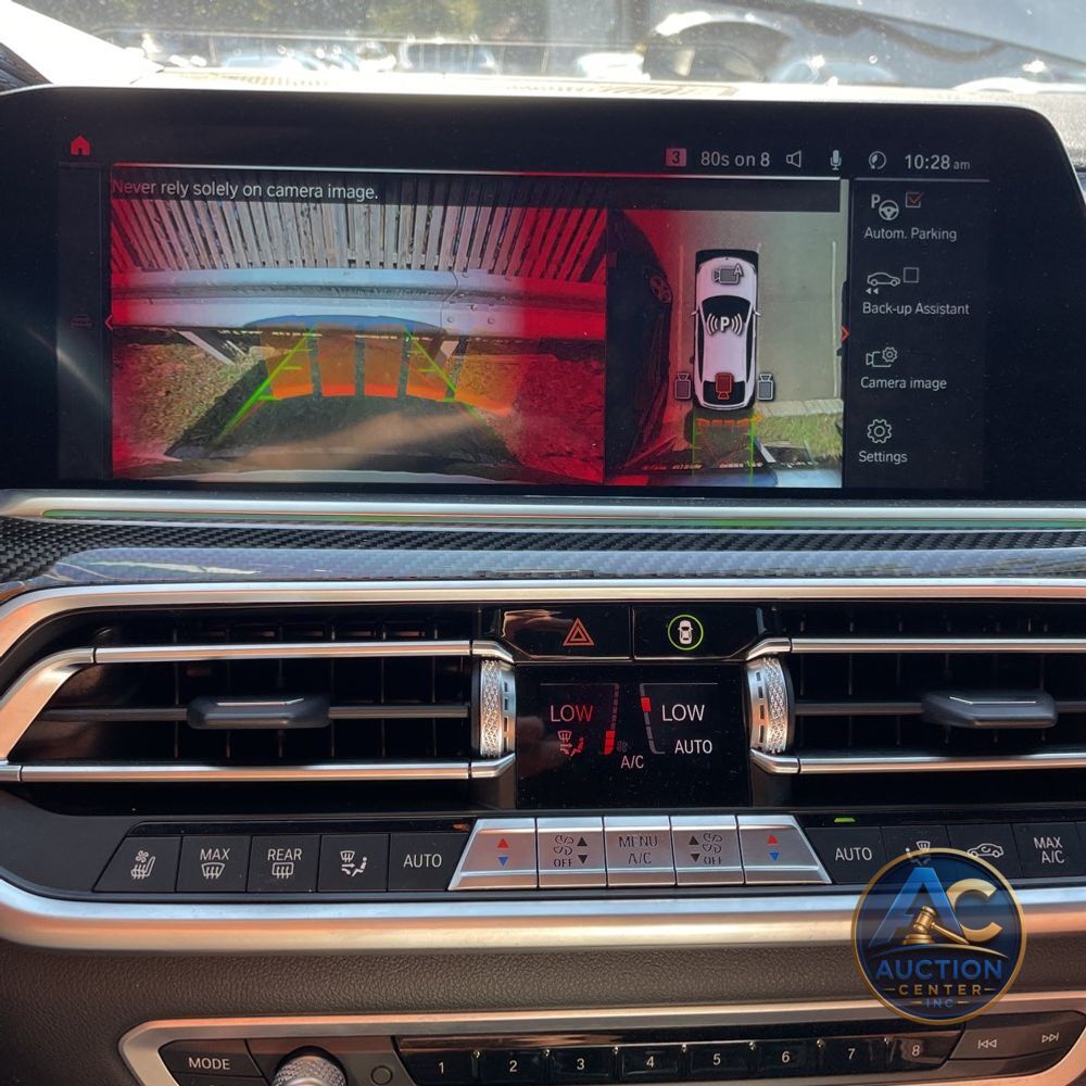 2023 BMW X6 M50i
