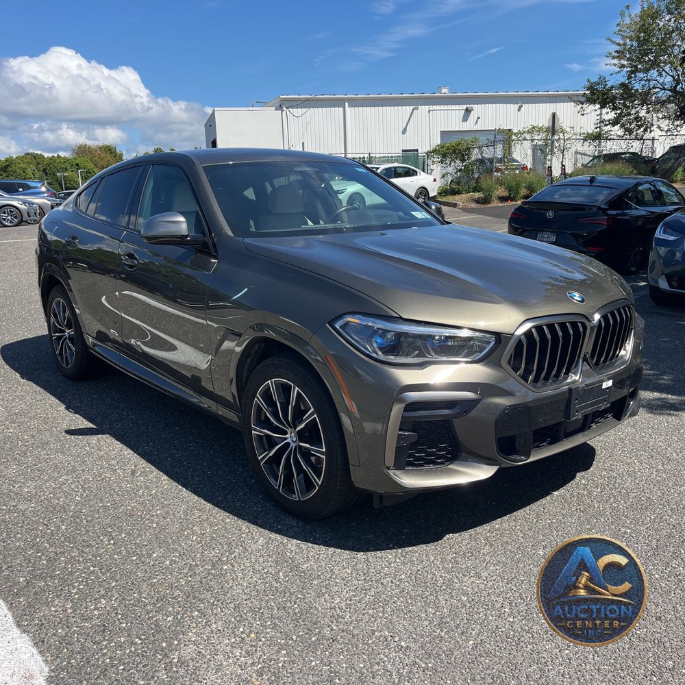 2023 BMW X6 M50i