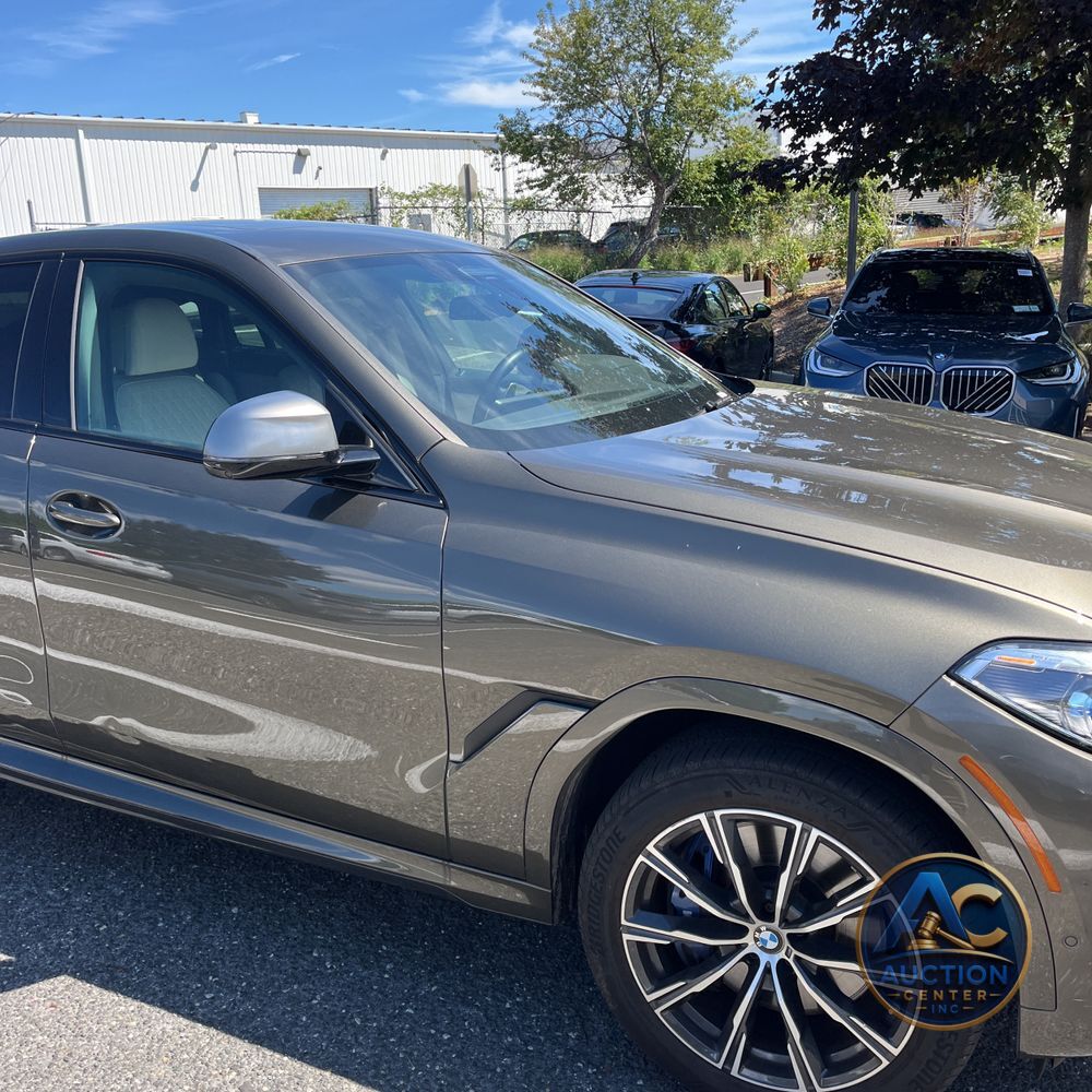2023 BMW X6 M50i