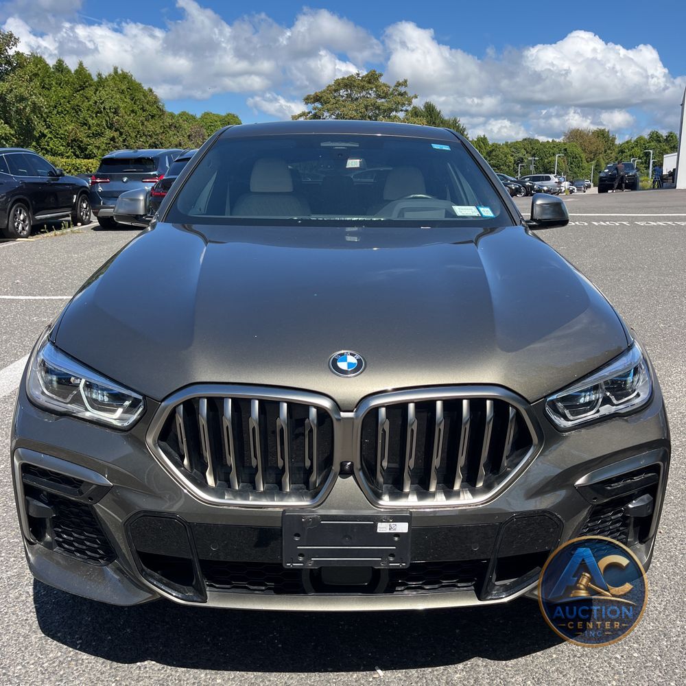 2023 BMW X6 M50i
