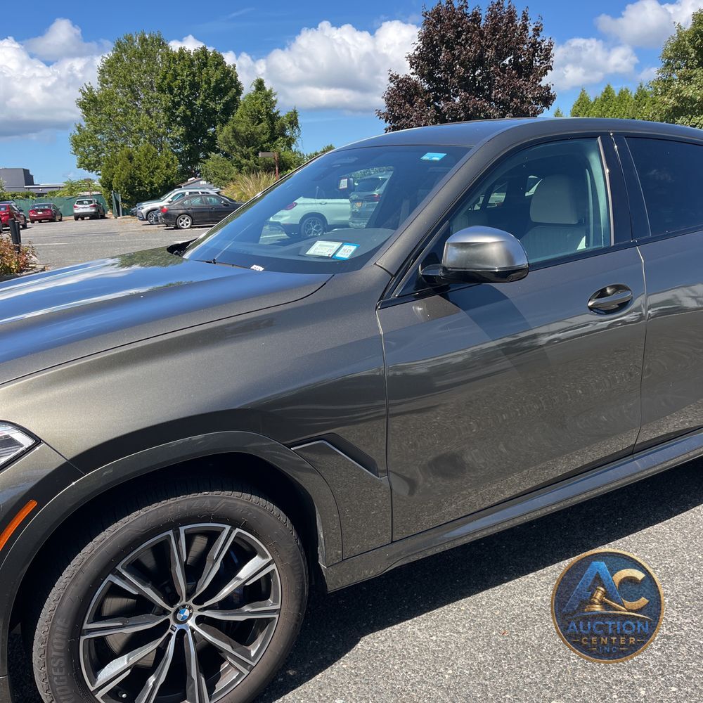 2023 BMW X6 M50i