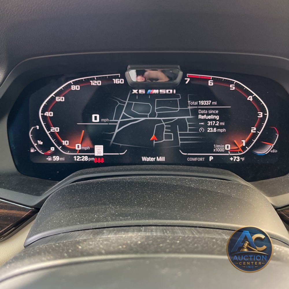 2023 BMW X6 M50i