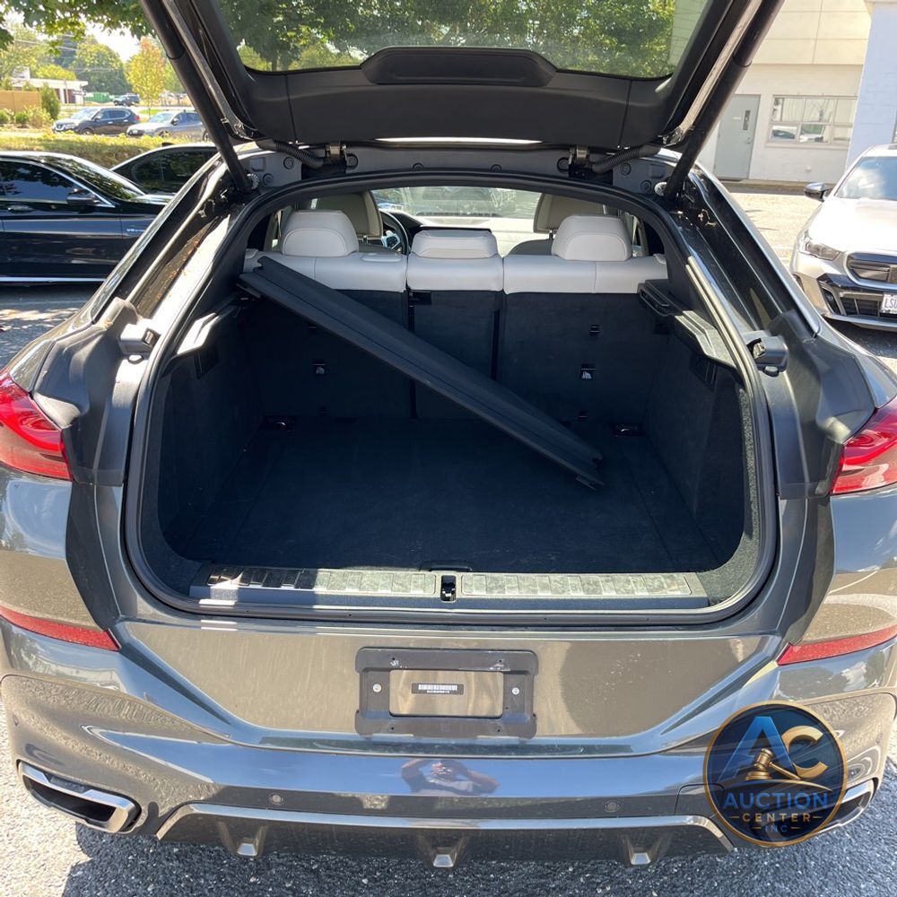 2023 BMW X6 M50i