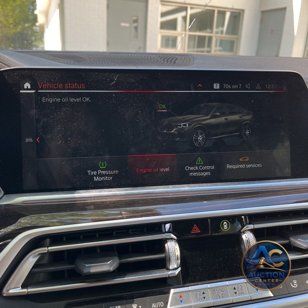 2023 BMW X6 M50i