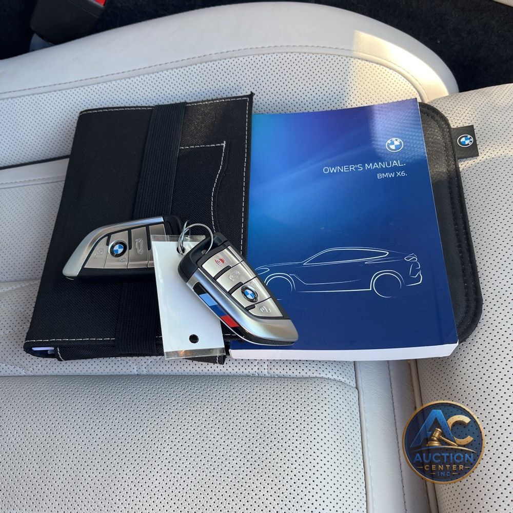 2023 BMW X6 M50i