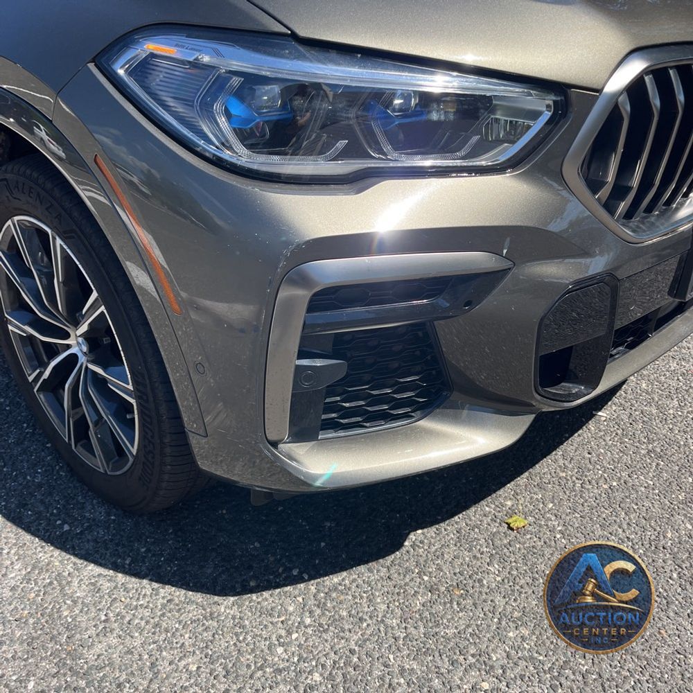 2023 BMW X6 M50i