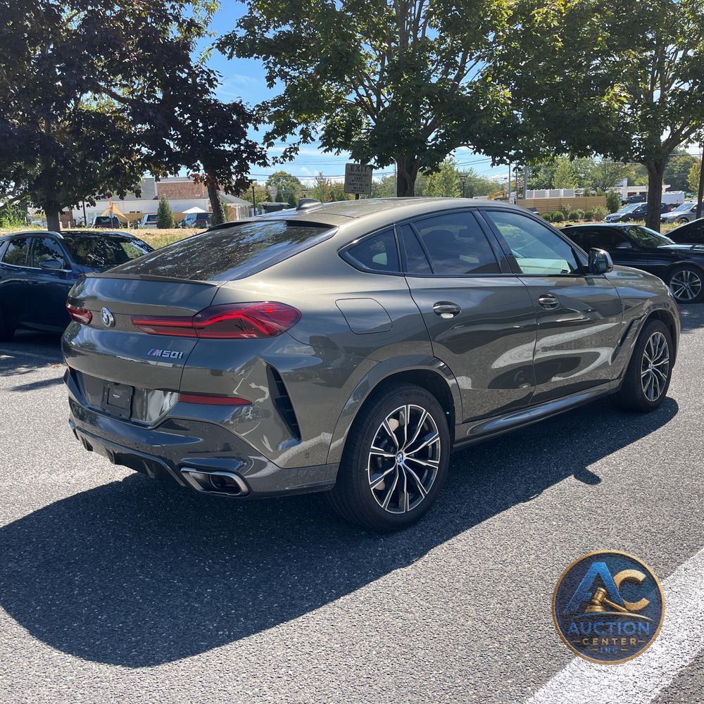 2023 BMW X6 M50i