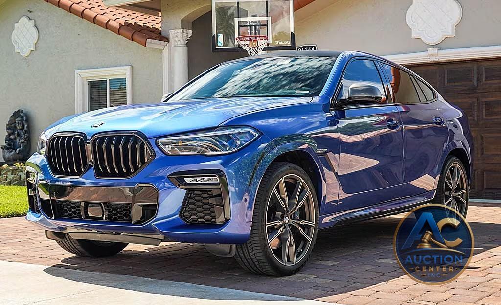 2020 BMW X6 M50i