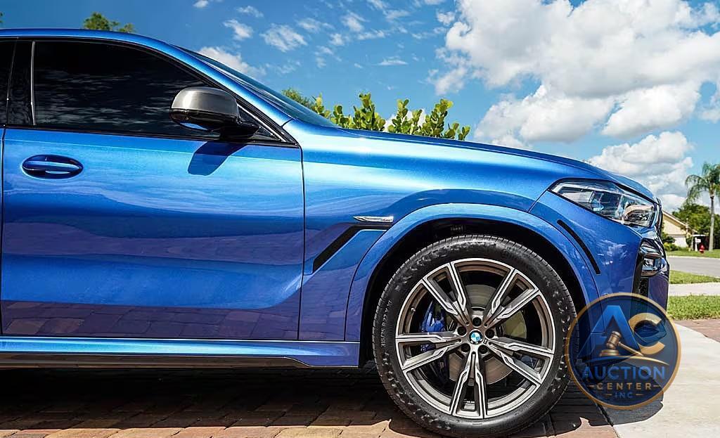 2020 BMW X6 M50i