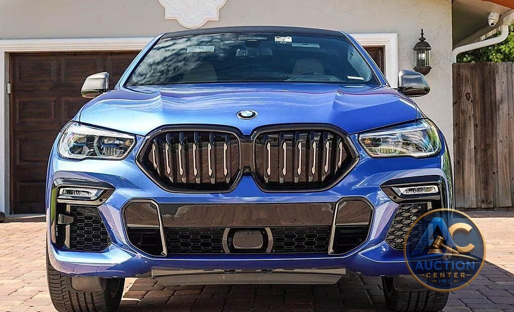 2020 BMW X6 M50i