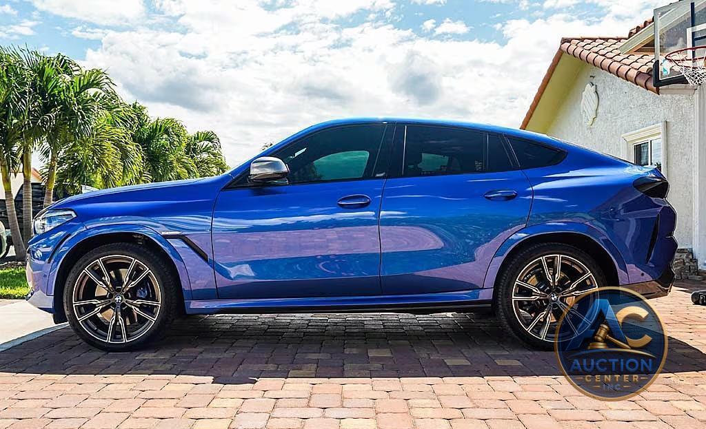 2020 BMW X6 M50i