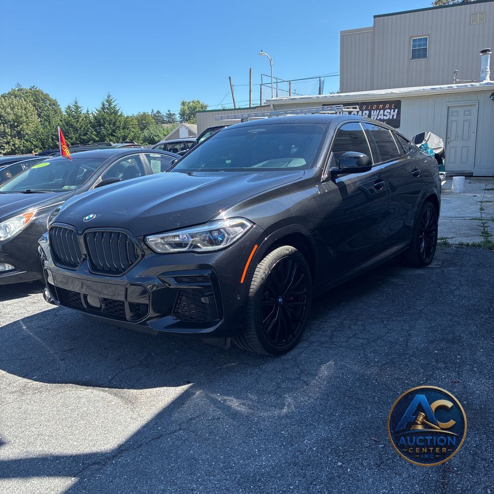 2023 BMW X6 M50i
