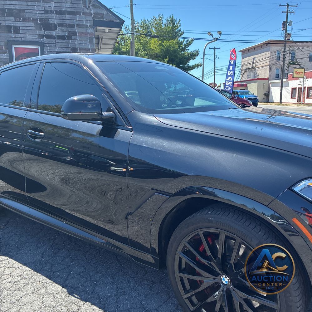 2023 BMW X6 M50i