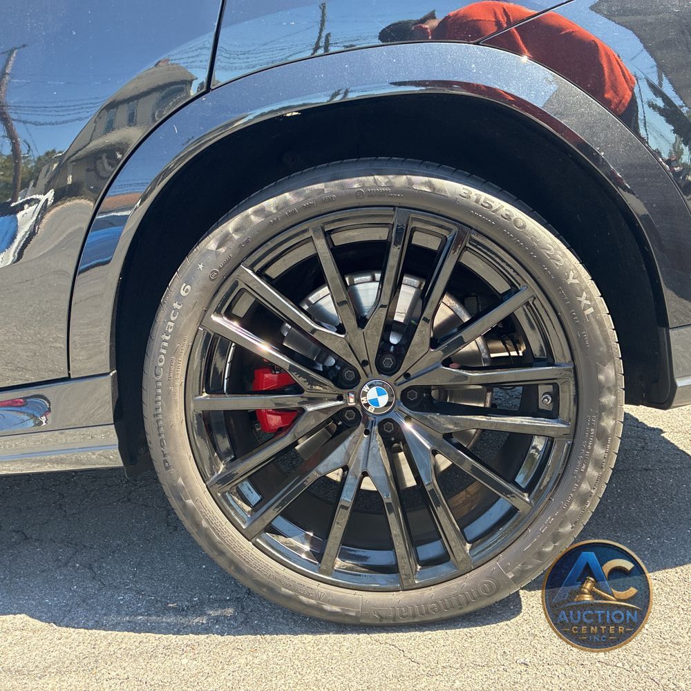 2023 BMW X6 M50i