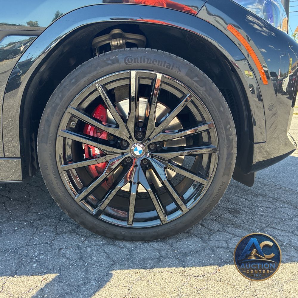2023 BMW X6 M50i