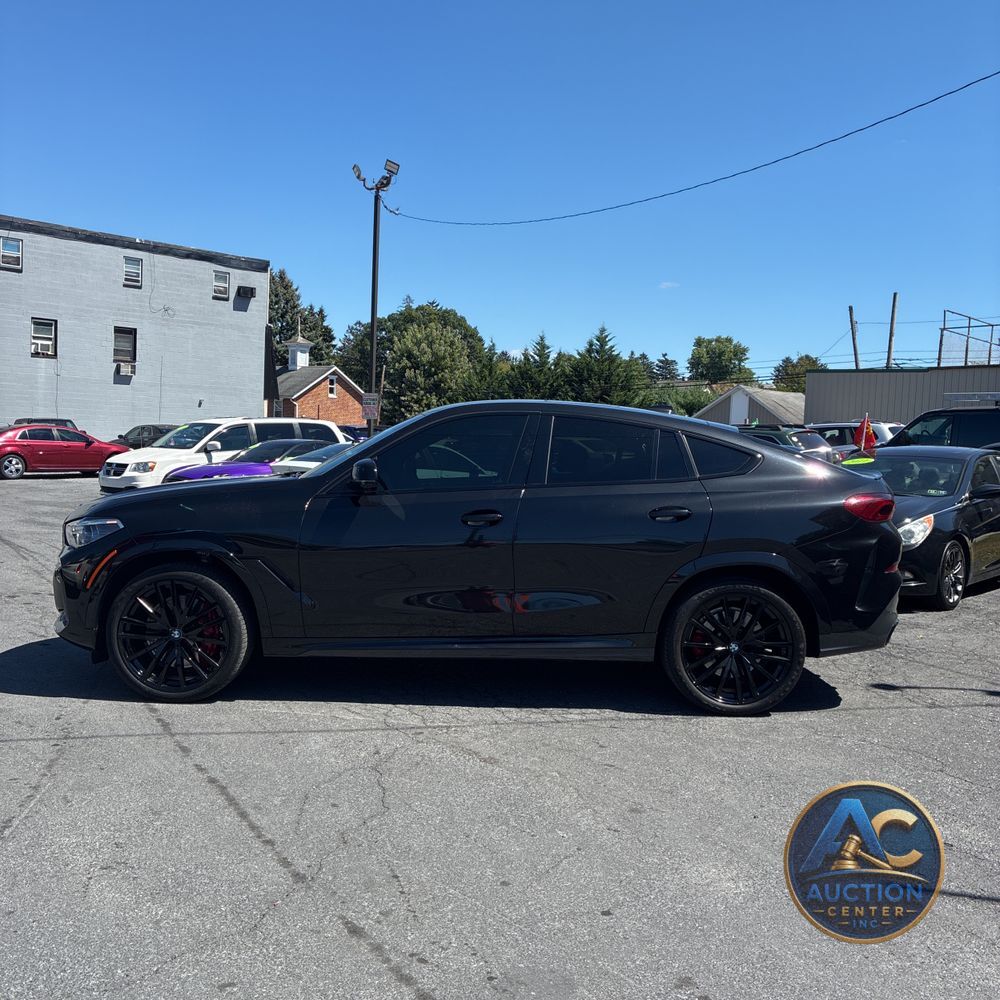 2023 BMW X6 M50i