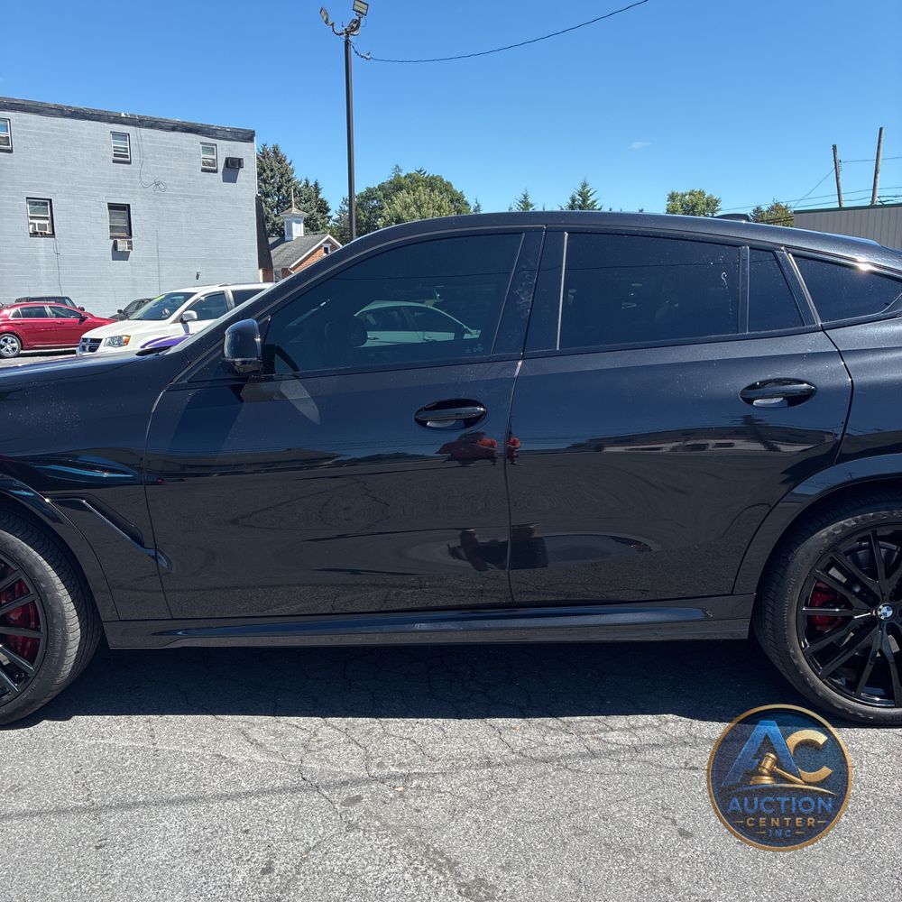 2023 BMW X6 M50i