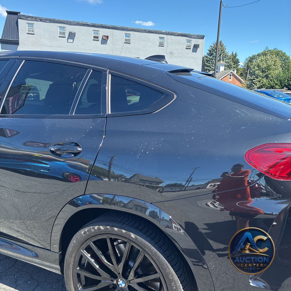 2023 BMW X6 M50i