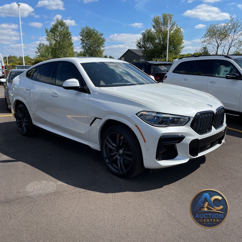 2023 BMW X6 M50i