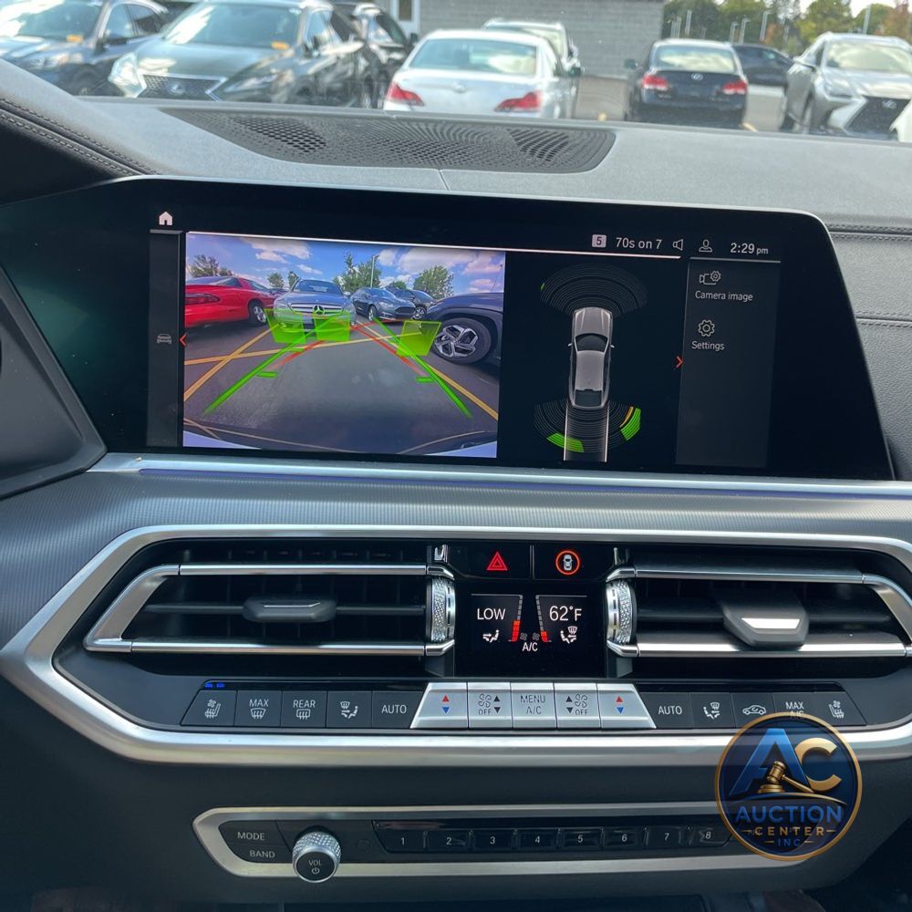 2023 BMW X6 M50i
