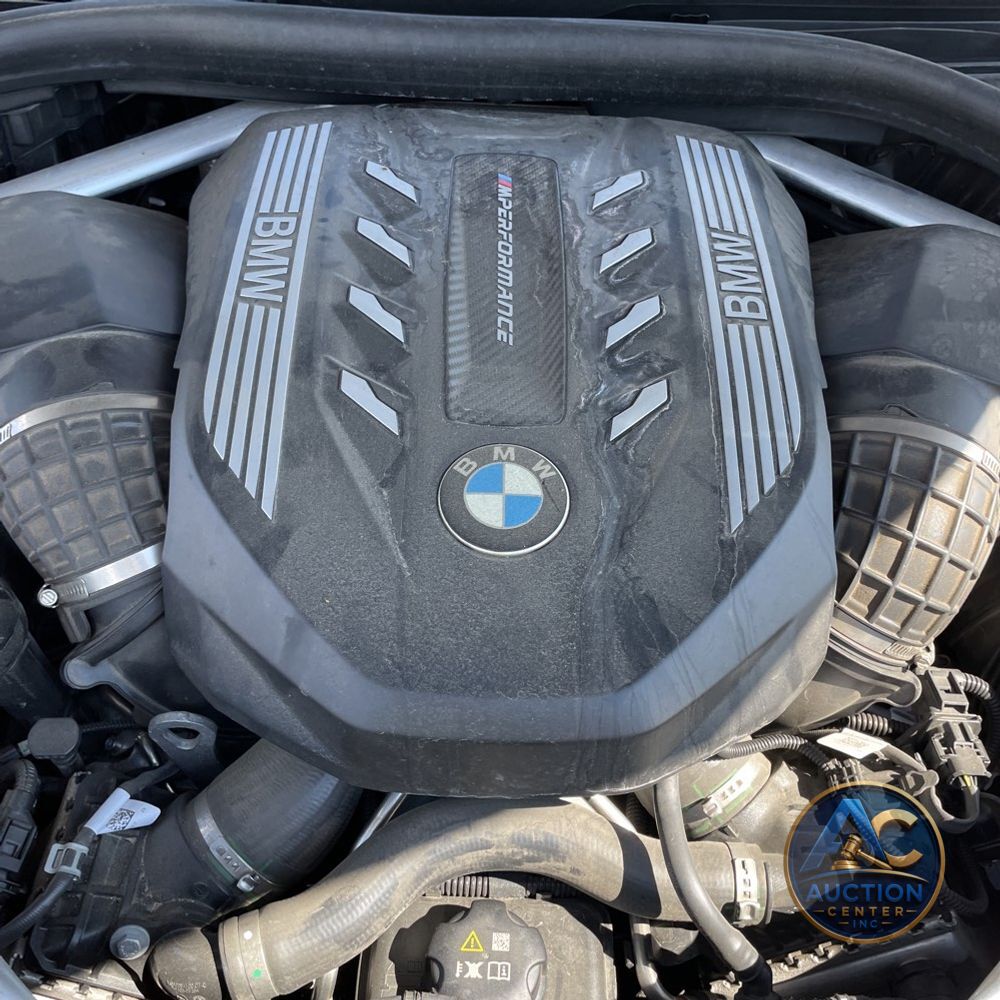 2023 BMW X6 M50i