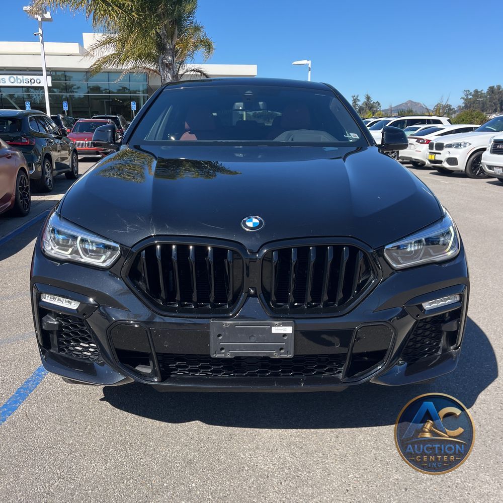 2021 BMW X6 M50i