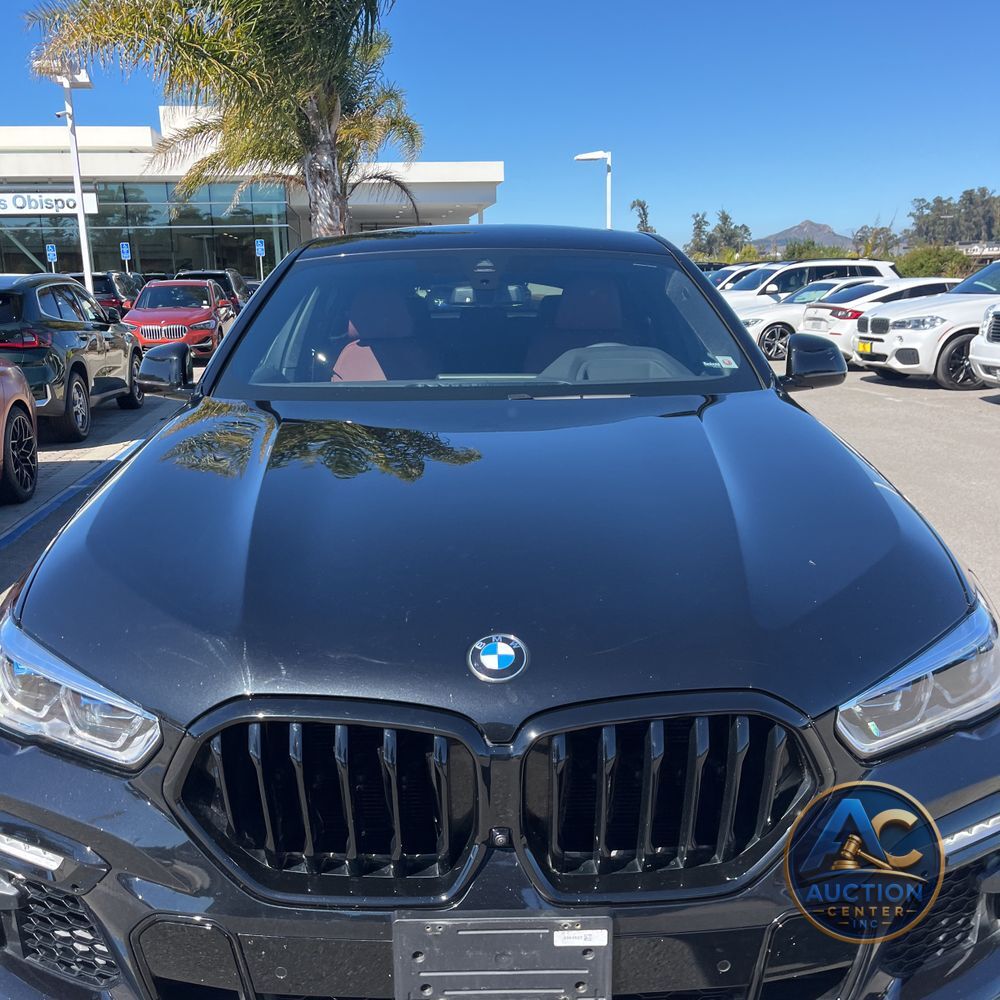 2021 BMW X6 M50i