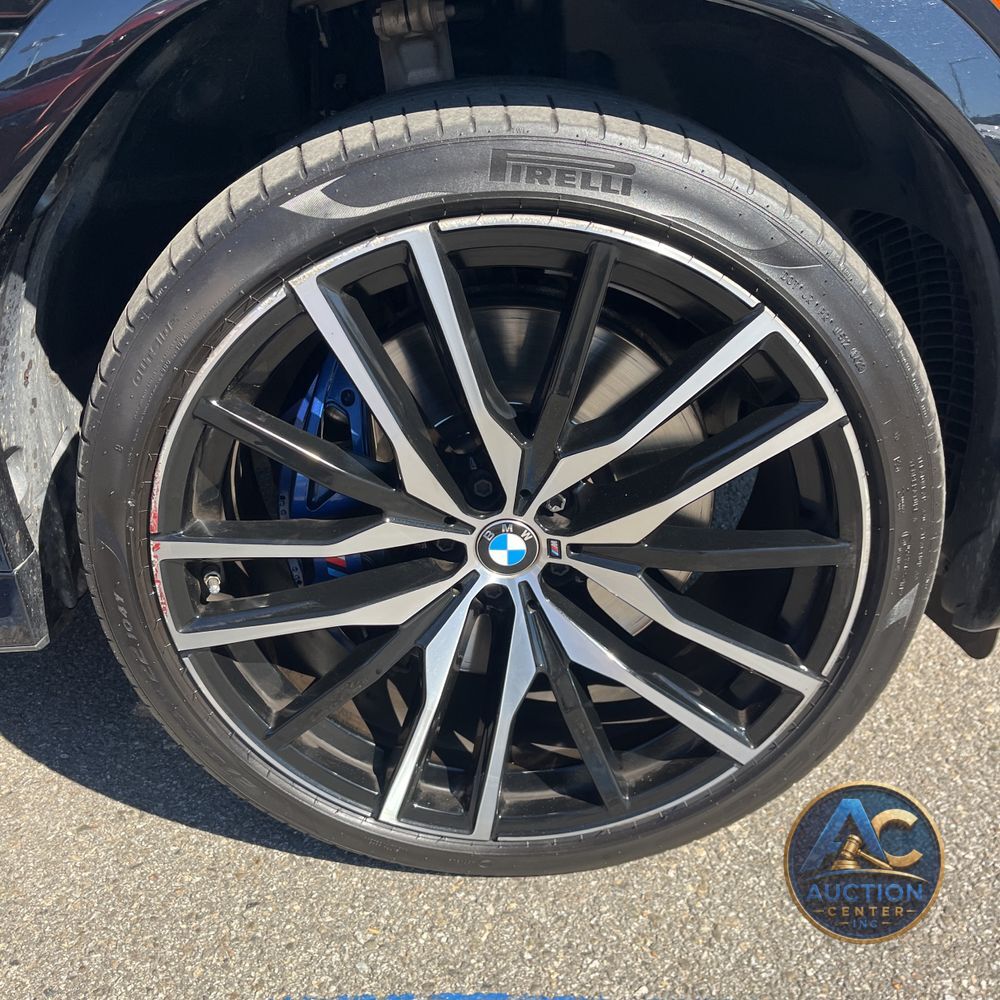 2021 BMW X6 M50i