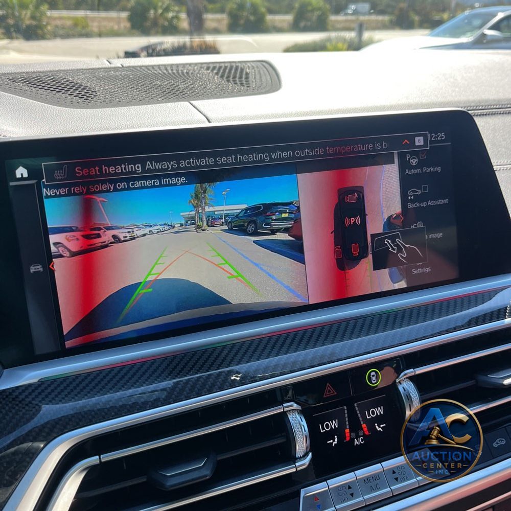 2021 BMW X6 M50i