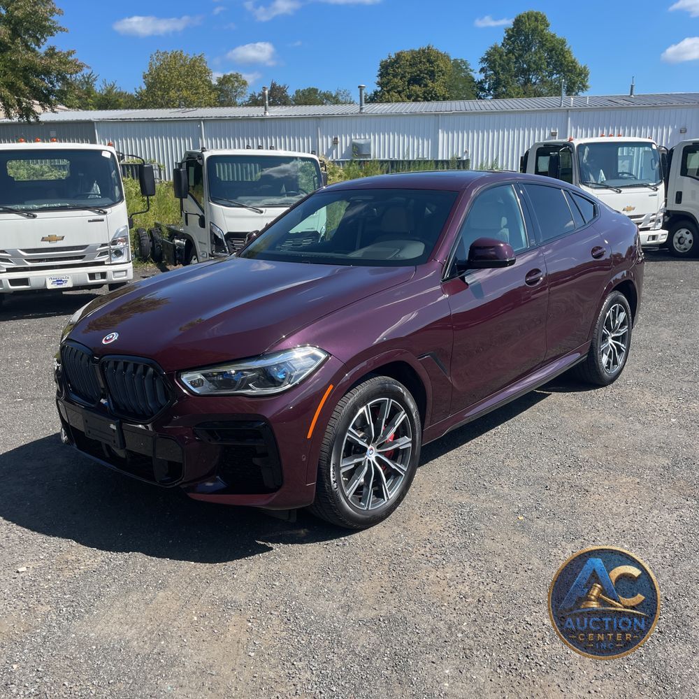 2023 BMW X6 M50i
