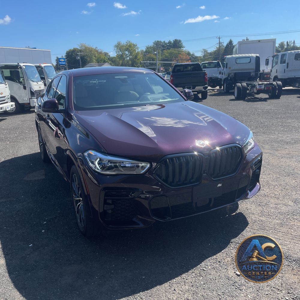 2023 BMW X6 M50i