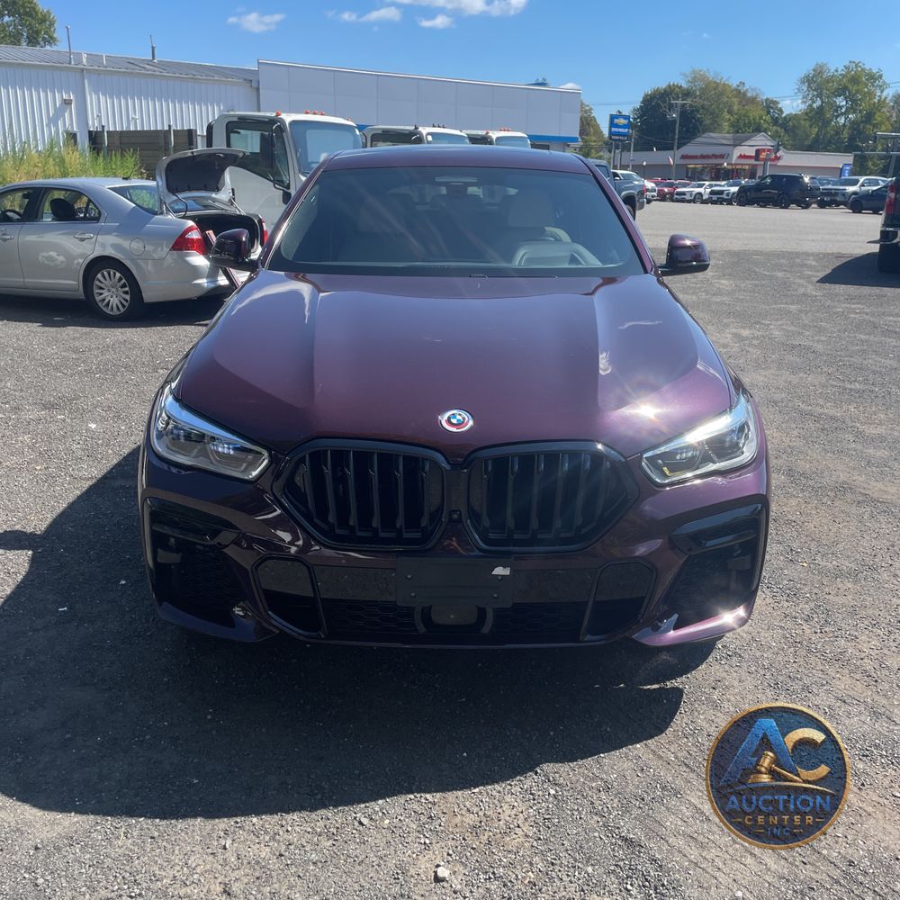2023 BMW X6 M50i