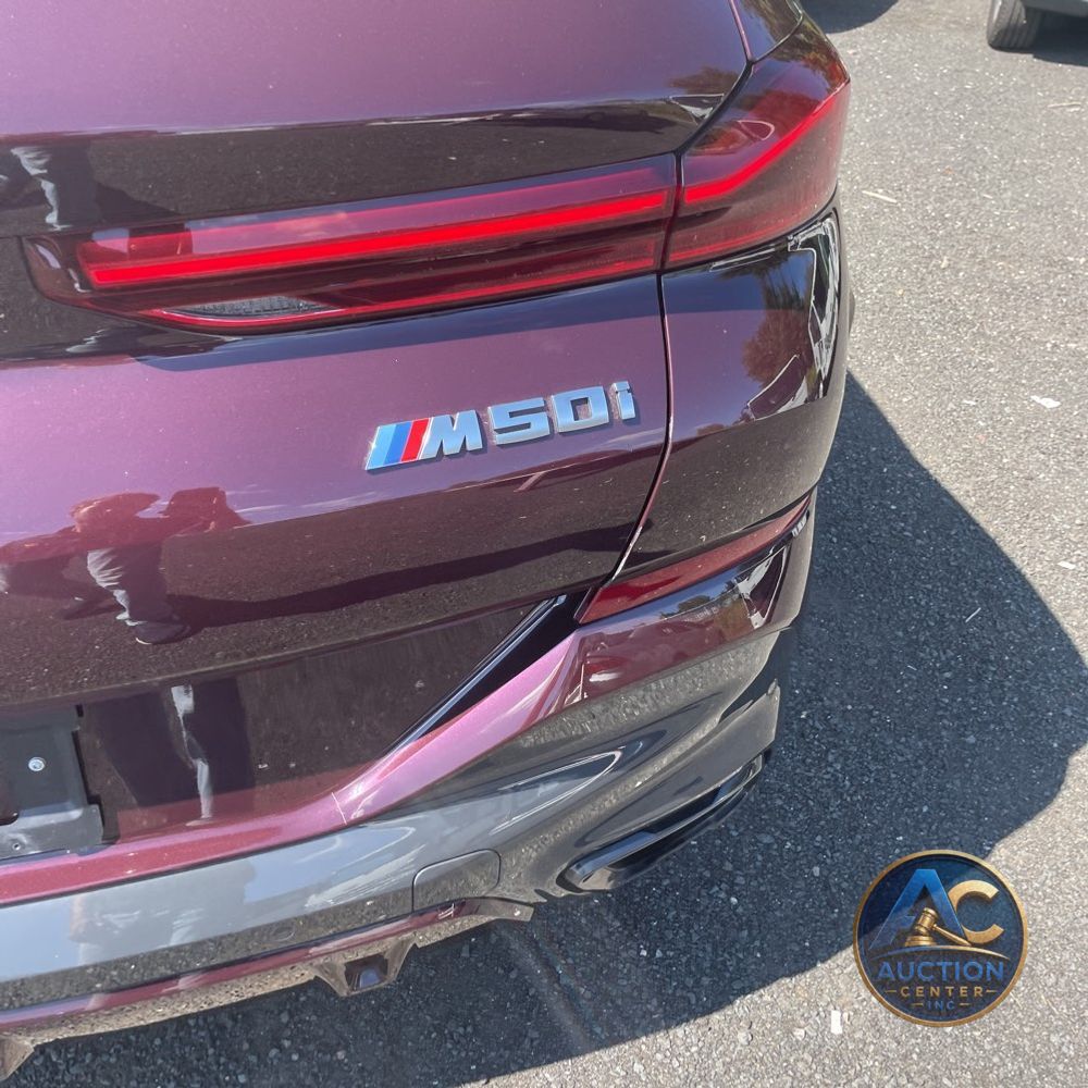 2023 BMW X6 M50i