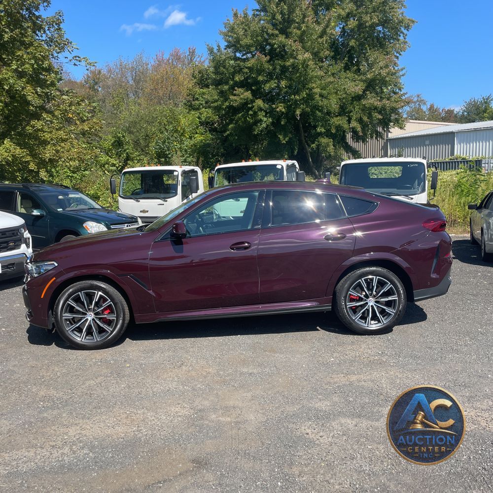 2023 BMW X6 M50i