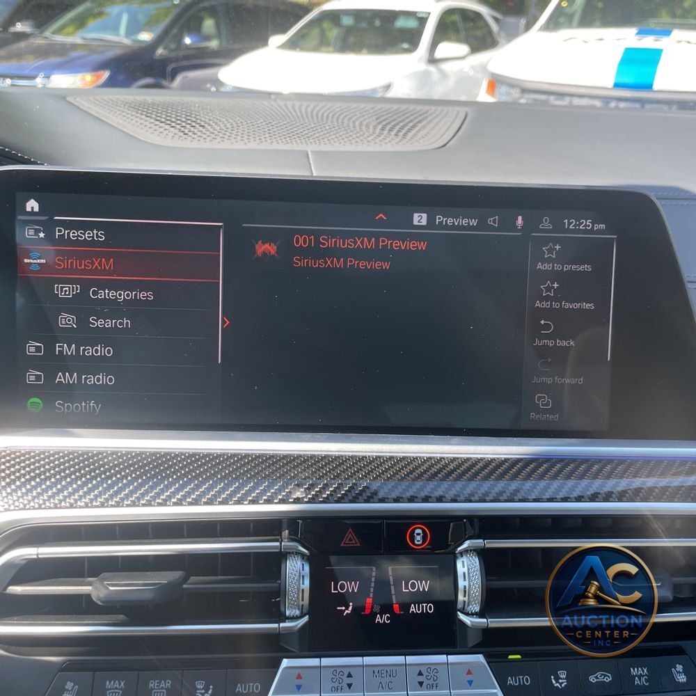 2023 BMW X6 M50i