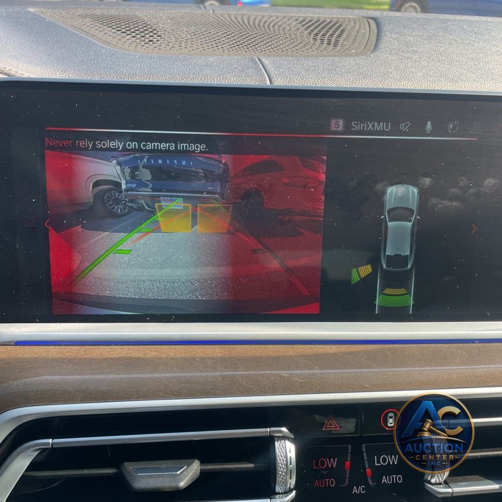 2022 BMW X6 M50i