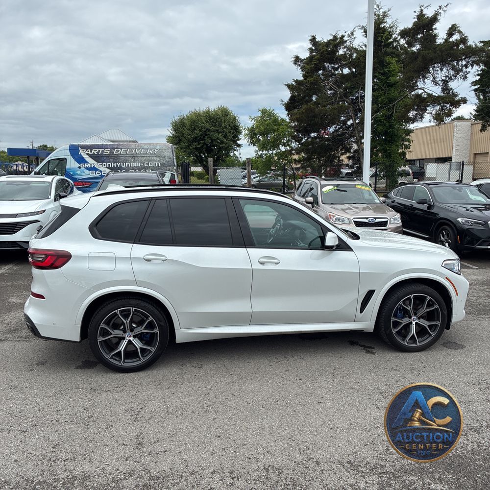 2023 BMW X5 M50i